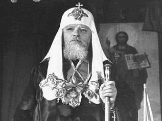 Патриарх Алексий I на похоронах Сталина